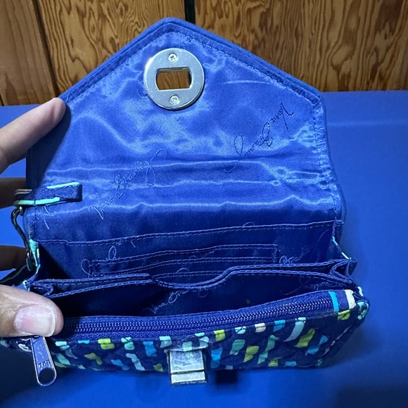 VERA BRADLEY Blue Clasp Wallet - Picture 3 of 10